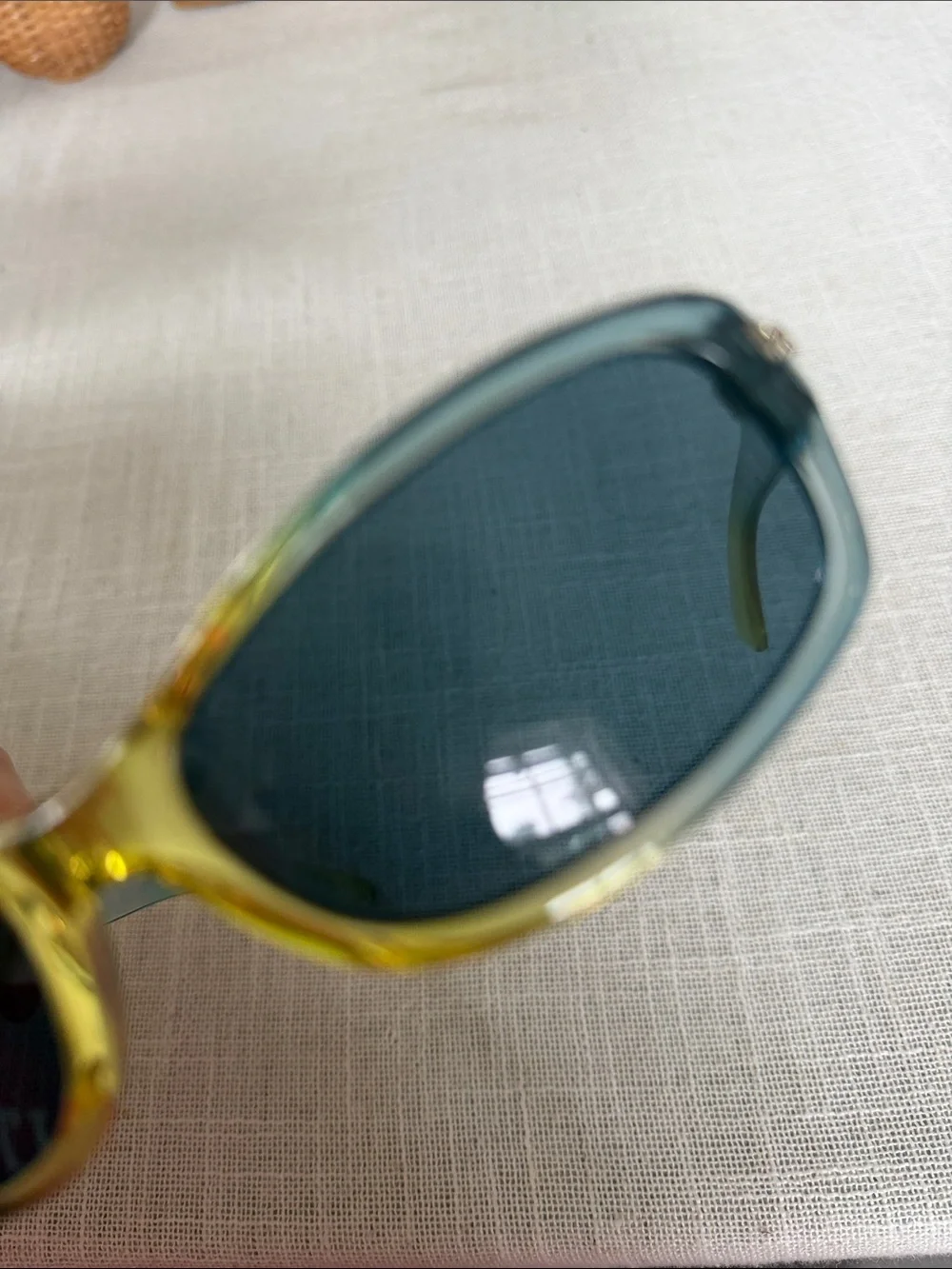 N/A stylish sunglasses